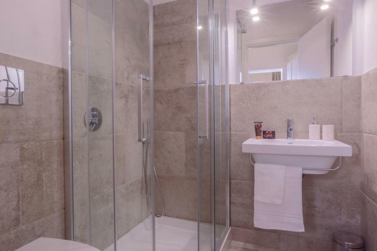 San Pierino Charming Rooms لوكا المظهر الخارجي الصورة